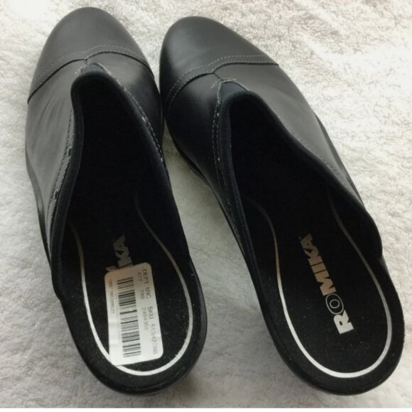 Romika Mokassetta studded leather mules / clogs. Size: US 9.5 EU 41 New wit - Picture 6 of 6